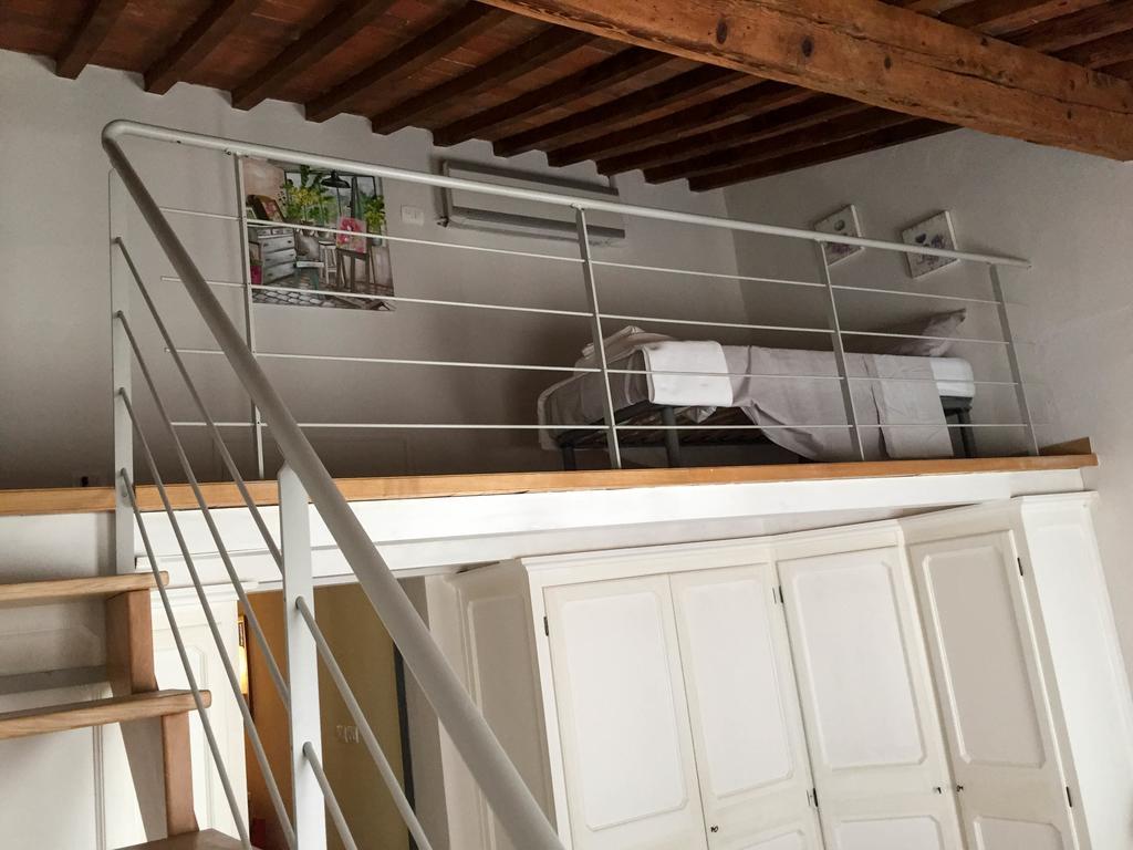 Apartment Finestra Su Florenz